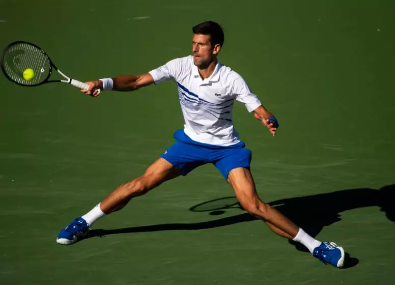what tennis shoes does djokovic wear
