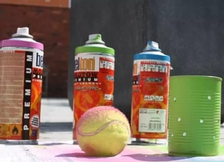 How to Dye Tennis Balls
