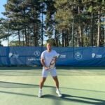 how to hit a backhand